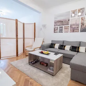 Διαμέρισμα Vivid By Ndk And Vitosha Blvd With Free Secured Parking And Ac, Σόφια